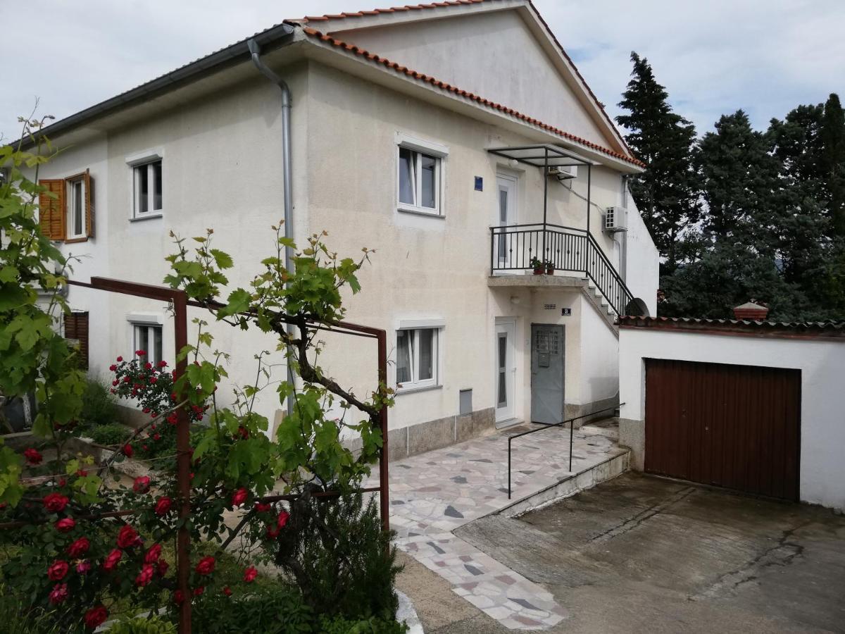 Apartment Marija Krk Town Eksteriør billede