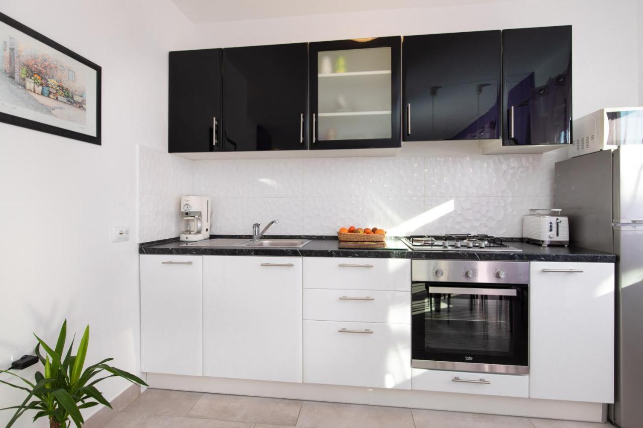 Apartment Marija Krk Town Eksteriør billede